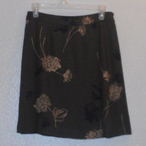 Harold's floral print skirt